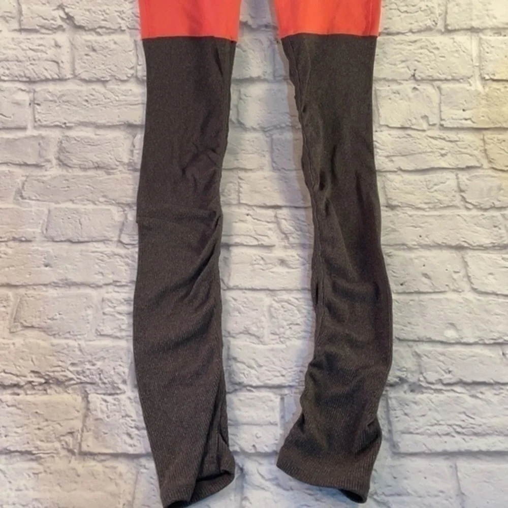Alo Yoga Ice Goddess Ribbed Legging Coral Gray Extra Long Stretch Athletic Pants